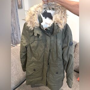 Hollister Girl’s Women’s Olive Winter Coat Size Large